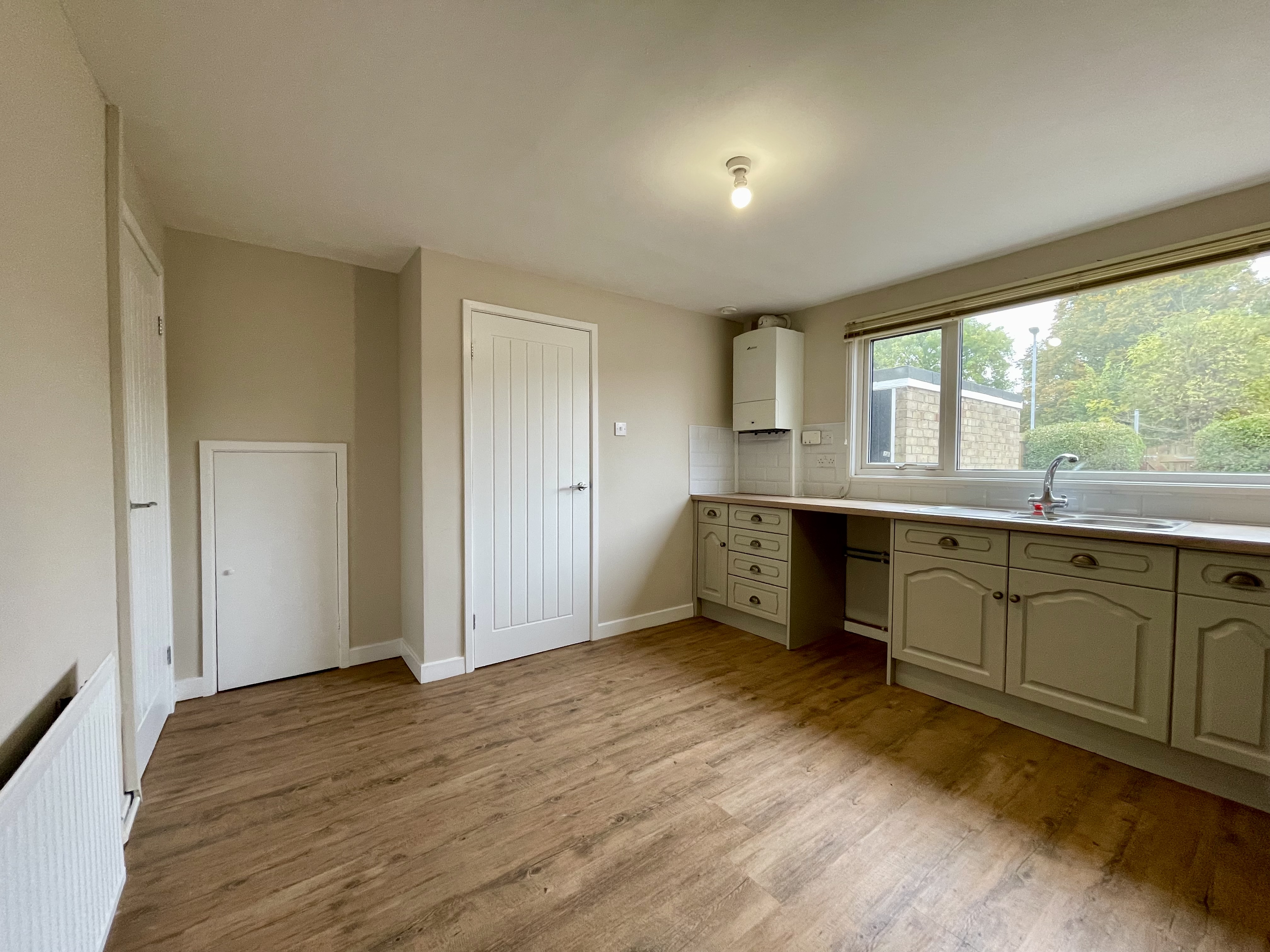 Garrick Close — photo 4